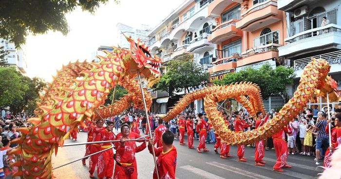 Thành phố Hồ Chí Minh: Rực rỡ Lễ hội Nguyên tiêu Xuân Giáp Thìn