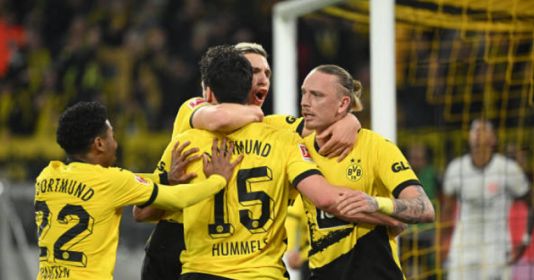 Thắng bản lĩnh Frankfurt, Dortmund đòi lại vị trí top 4