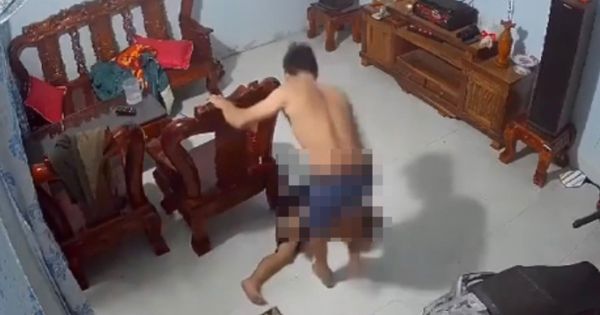 Khởi tố kẻ bạo hành con riêng của vợ ở Bình Phước