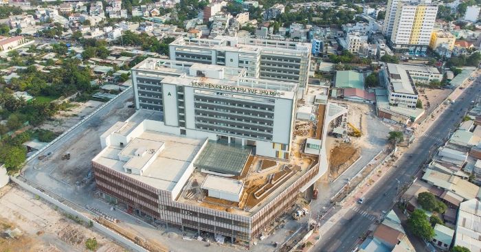 Bệnh viện cửa ngõ nghìn tỷ ở TPHCM gấp rút về đích