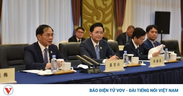 Bộ trưởng Bùi Thanh Sơn đề nghị Quảng Tây tạo thuận lợi tối đa cho nông sản Việt