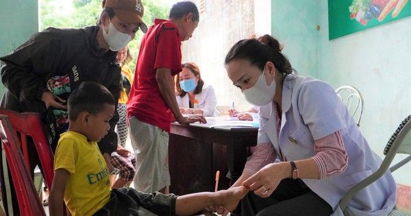 Quảng Bình hướng dẫn chữa bệnh ghẻ cho hơn 800 người dân