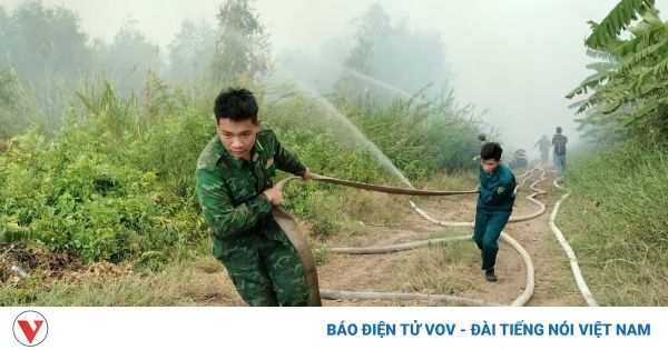 Cháy hàng chục ha rừng tràm trong lâm phần U Minh hạ