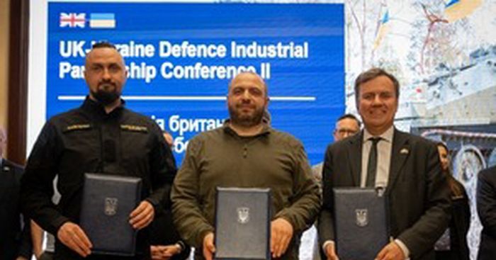 Ukraine đạt được thỏa thuận hợp tác sản xuất vũ khí với Anh