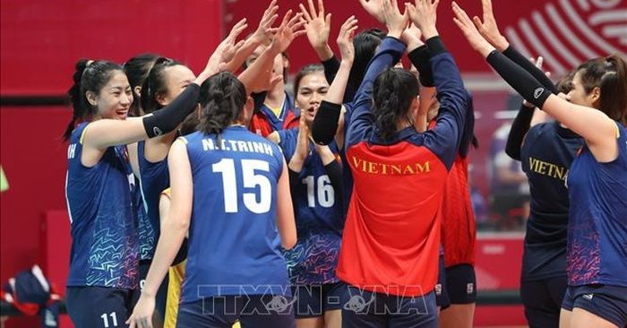 Tuyển bóng chuyền Việt Nam xếp trên Hàn Quốc ở BXH thế giới và giữ vững vị trí trong Top châu Á