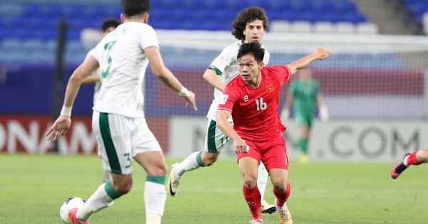 VAR vào cuộc, U23 Việt Nam nhận phạt đền, thẻ đỏ trước U23 Iraq