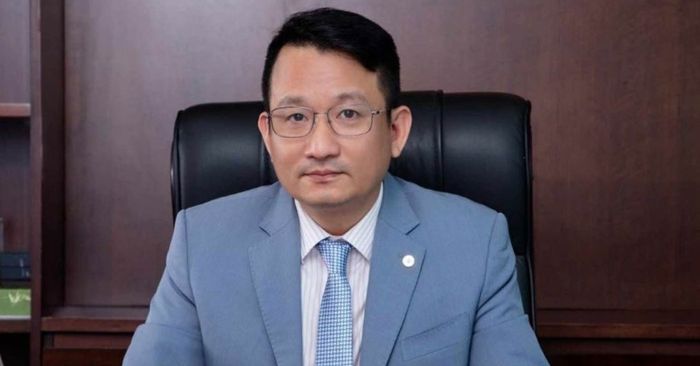 'Công thần' OCB xin từ nhiệm; rà soát các gói thầu liên quan Tập đoàn Thuận An