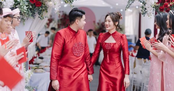 "Ngọc nữ bóng chuyền" Trần Việt Hương 1m78 tung loạt ảnh đính hôn khiến dân mạng trầm trồ