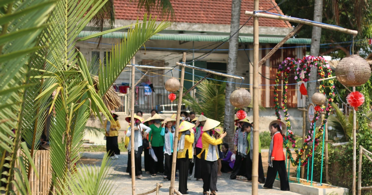 Nhiều địa điểm du lịch tại Quảng Ngãi thu hút khách dịp lễ 30-4, 1-5