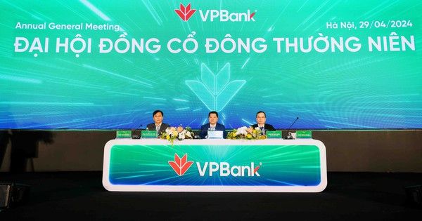 Chủ tịch VPBank thừa nhận "hơi đặc biệt" khi VPBank "ôm" ngân hàng 0 đồng