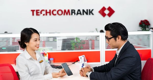 Techcombank lãi kỷ lục, nhân viên có thu nhập bao nhiêu?