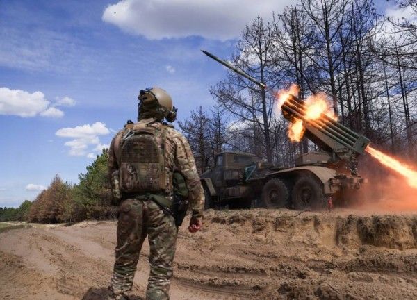 Nga b.ắn hạ loạt tên lửa ATACMS do Mỹ cung cấp cho Ukraine