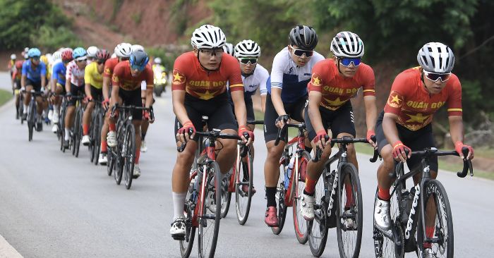 Nguyễn Minh Thiện 'xé’ áo Vàng giải đua xe đạp về Điện Biên Phủ 2024
