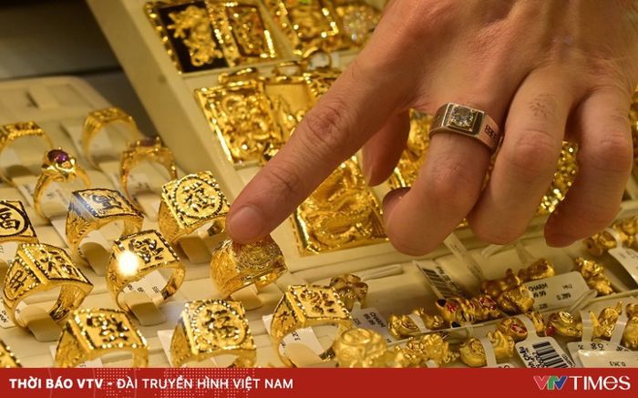 Phạt gần 3 tỷ đồng với các cửa hàng kinh doanh vàng vi phạm