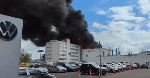 Cháy nổ nghiêm trọng tại nhà máy sản xuất vũ khí viện trợ cho Ukraine ở Đức
