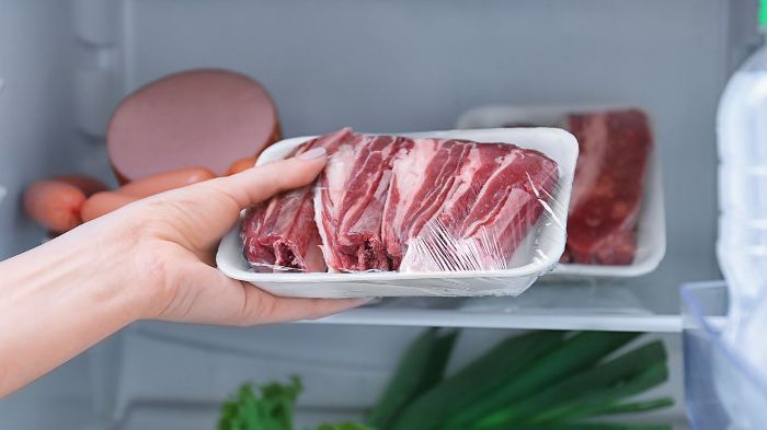 Cách để thịt không bị dính vào túi khi bảo quản trong tủ lạnh, lúc nào cũng có thực phẩm tươi ngon chế biến