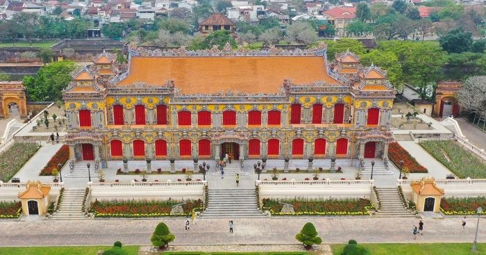 Festival Huế 2024 lần đầu khai mạc tại Điện Kiến Trung