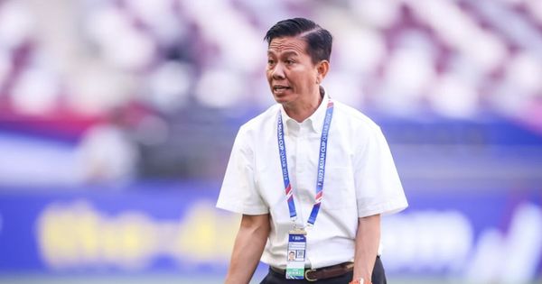 Vì sao HLV Hoàng Anh Tuấn bất ngờ thôi việc ở các đội bóng đá trẻ quốc gia?