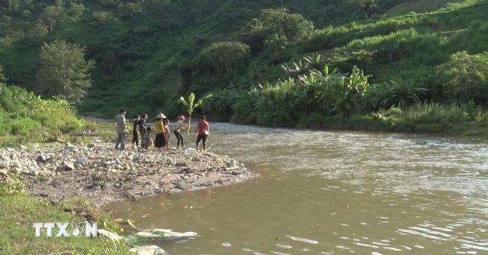 Yên Bái: Tìm thấy thi thể học sinh lớp 7 tử vong do đuối nước trên sông Hồng