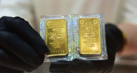 "Bốc hơi" chóng vánh từ đỉnh, vàng miếng SJC có nơi giảm tới 2-3 triệu đồng/lượng