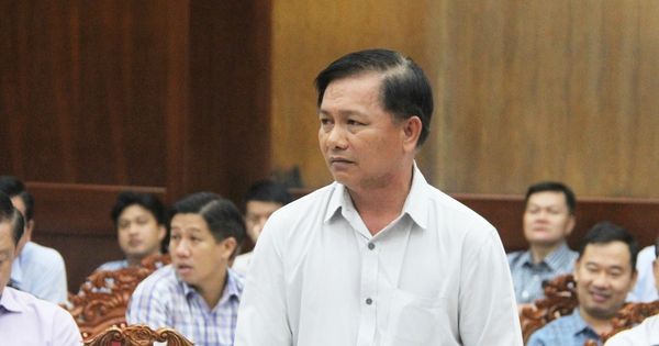 Chủ tịch tỉnh Sóc Trăng Trần Văn Lâu lo "rủi ro chính trị" liên quan đến khai thác cát biển