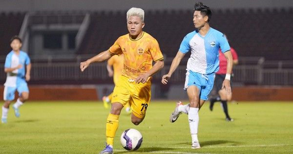 Chiêu mộ 2 cựu “Vua phá lưới" V.League, CLB Trẻ TP.HCM “bứt tốc"