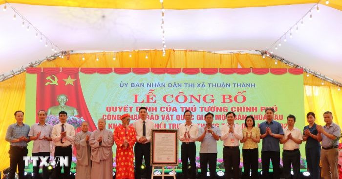 Bắc Ninh: Mộc bản ở chùa Dâu được công nhận Bảo vật Quốc gia