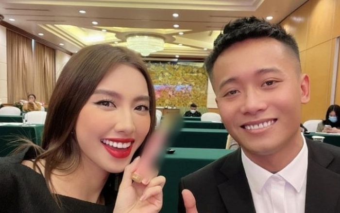 Hoa hậu Thuỳ Tiên nói gì khi bị nghi đăng clip "thả thính" Quang Linh Vlog?