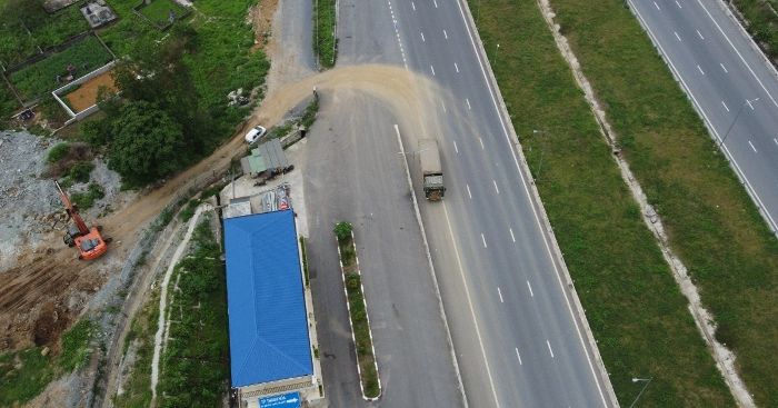 Truy tìm tài xế xe tải "xé rào" vào cao tốc Mai Sơn - Quốc lộ 45