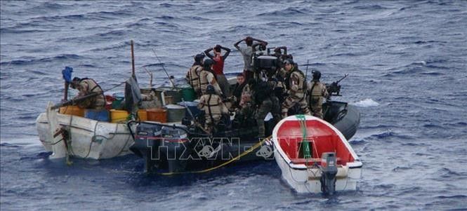 Gần 20 thủy thủ Bangladesh bị cướp biển bắt cóc được trở về nhà