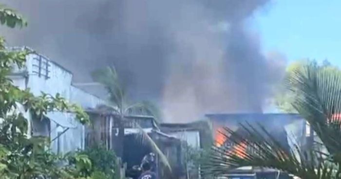 Cháy liên tiếp ở Đất Mũi, 8 căn nhà bị hư hỏng