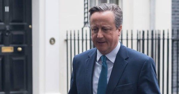 Ngoại trưởng Anh bị cáo buộc bí mật thỏa thuận với Trump trên lưng Ukraine