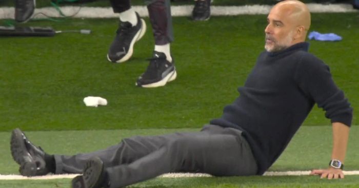 Pep Guardiola gây sốt với phản ứng hài hước khi Man City "chết hụt"