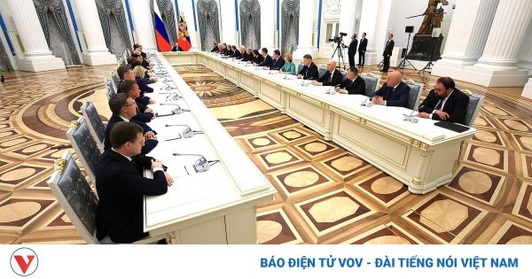 Thủ tướng Nga Mishustin tổ chức cuộc họp đầu tiên của chính phủ mới