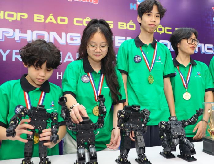 Khởi động cuộc thi về Stem Robotics cho học sinh yêu thích trí tuệ nhân tạo