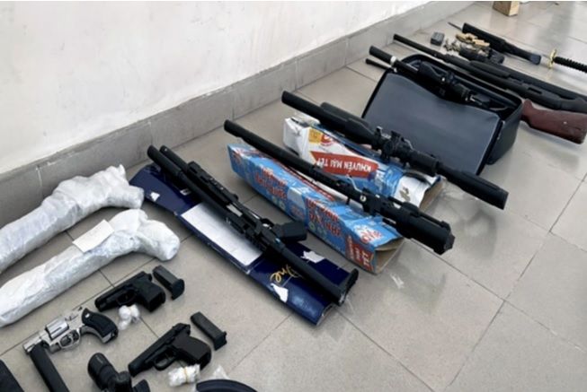 Đồng Nai: Phá đường dây mua bán vũ khí, thu giữ 18 khẩu súng, hơn 1.000 viên đạn