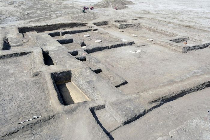 Khách sạn 3.500 năm lộ diện giữa sa mạc Sinai