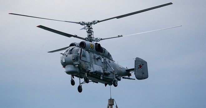 Video trực thăng Nga bắn phá loạt xuồng không người lái Ukraine lao về phía Crưm