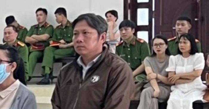 Vụ Việt Á: Vì sao cựu cán bộ CDC Bình Dương được miễn trách nhiệm hình sự?