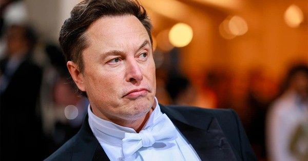 Tỷ phú với “bộ óc điên rồ” Elon Musk thẳng thắn: Người giàu vẫn mãi giàu còn người nghèo thì chật vật vì quên 1 THỨ sẽ giúp thay đổi số phận