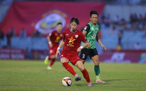 Vòng 19 V.League: Hồng Lĩnh Hà Tĩnh ngược dòng trên sân nhà