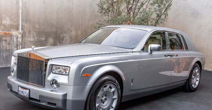 Rolls-Royce Phantom bán giá rẻ bèo lộ hóa đơn sửa chữa đắt hơn cả giá trị xe