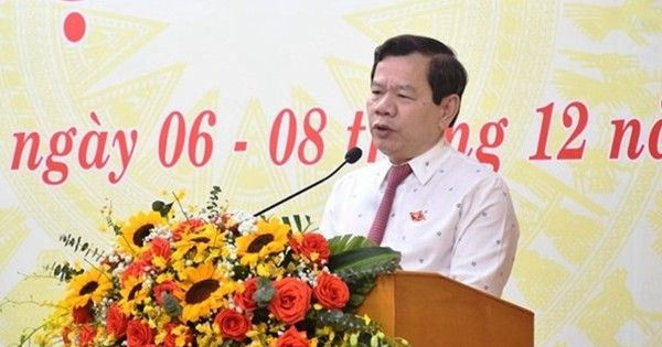 Phê chuẩn kết quả bãi nhiệm Chủ tịch UBND tỉnh Quảng Ngãi đối với ông Đặng Văn Minh