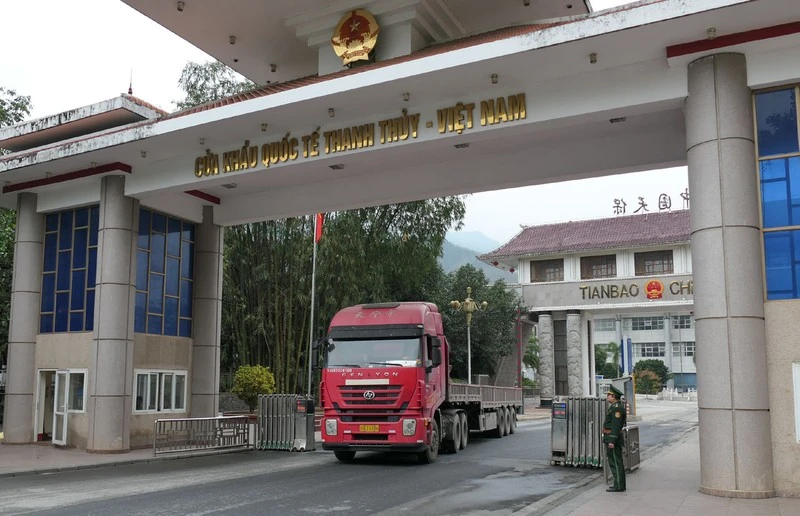 Tăng cường xuất nhập khẩu qua các cửa khẩu Thanh Thủy, Xín Mần, Săm Pun