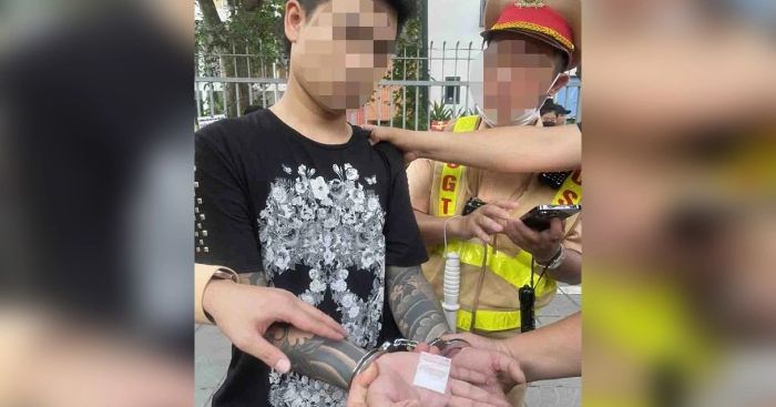 Hà Nội: Cảnh sát 141 bắt 2 vụ ma túy trong một ca làm việc