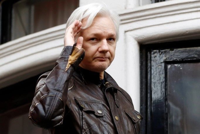 Ông Julian Assange rời nhà tù ở Anh sau khi đồng ý nhận tội với Mỹ