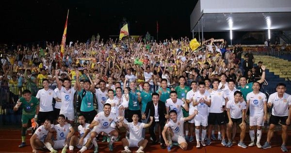 Thép Xanh Nam Định có nâng Cúp vô địch V.League 2023/2024 ngay tại Thiên Trường?