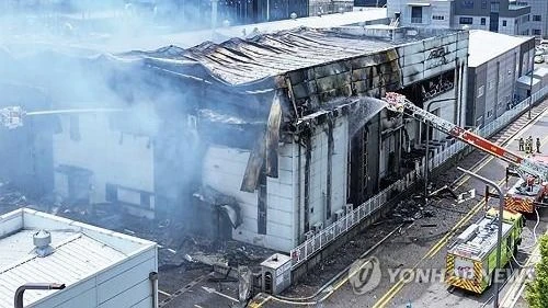Cháy nhà máy pin Hàn Quốc, 22 người thiệt mạng