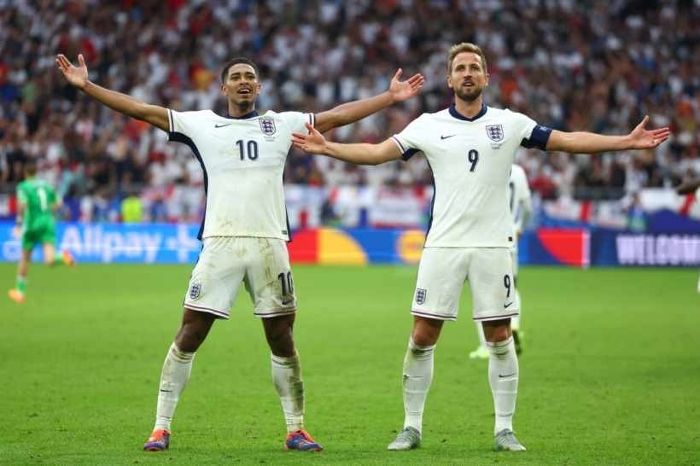 Trở về từ 'cõi chết', tuyển Anh vào tứ kết EURO 2024