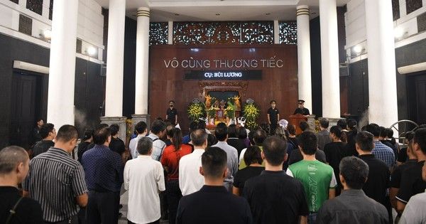 Tang lễ huyền thoại Bùi Lương: Cộng đồng điền kinh tiếc thương một tượng đài